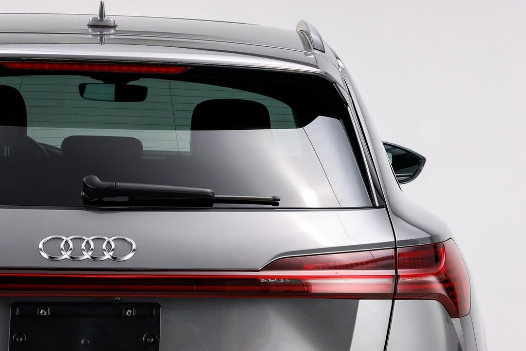 2021 Audi e-tron Prestige quattro